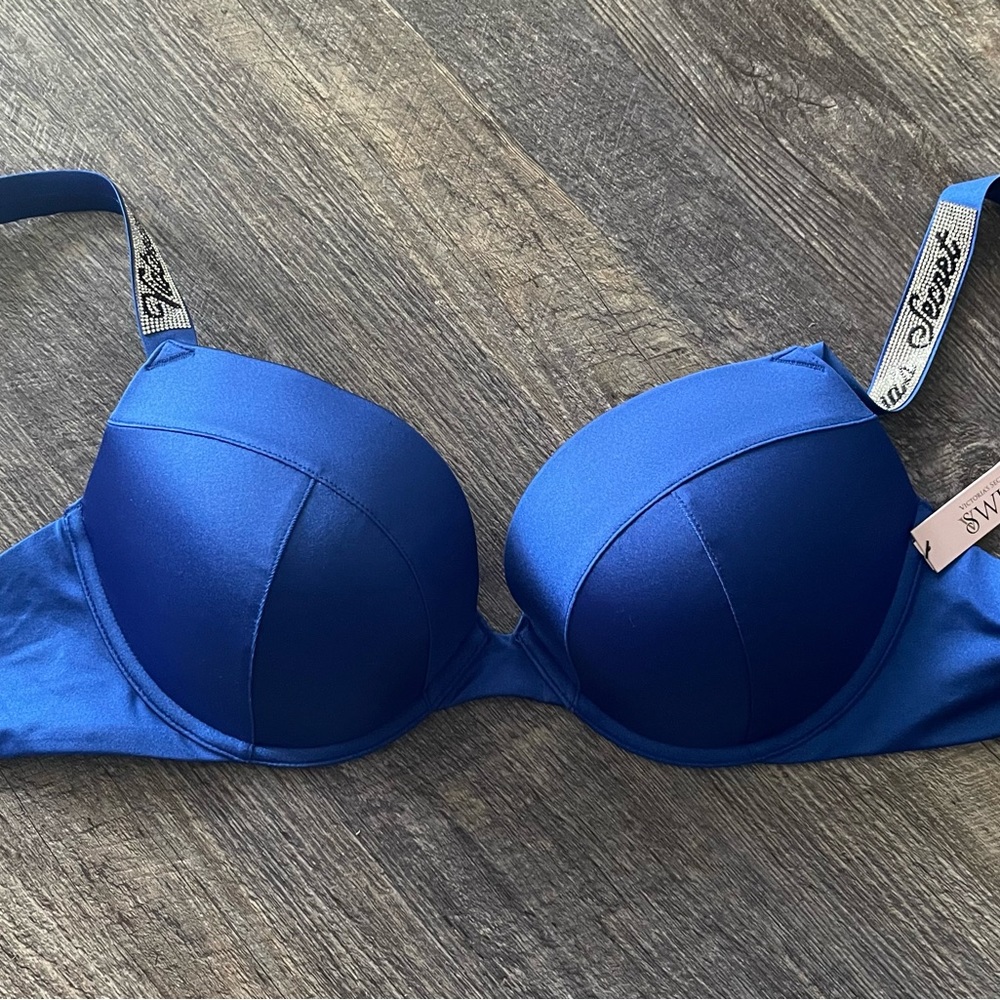 NWT 36DD VS swim top